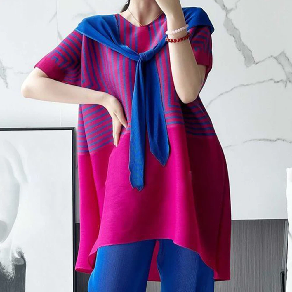 

2026 new sunscreen hoodie dress women's summer fashion mother dress pleated fashion thin short sleeves loose