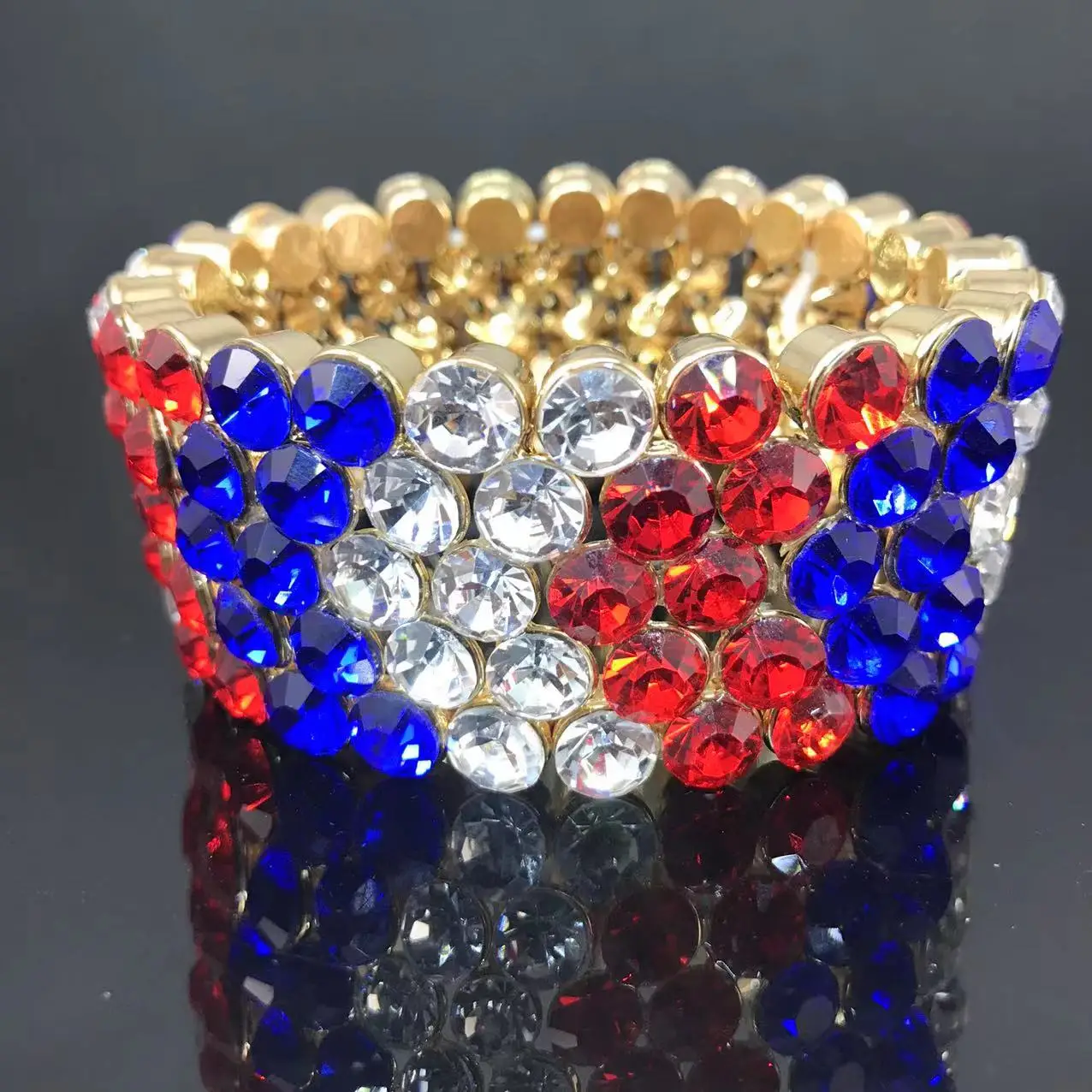 2022 New Fashion Womens Luxury Color Crystal Bracelets High Quality Elastic Wide Bracelets