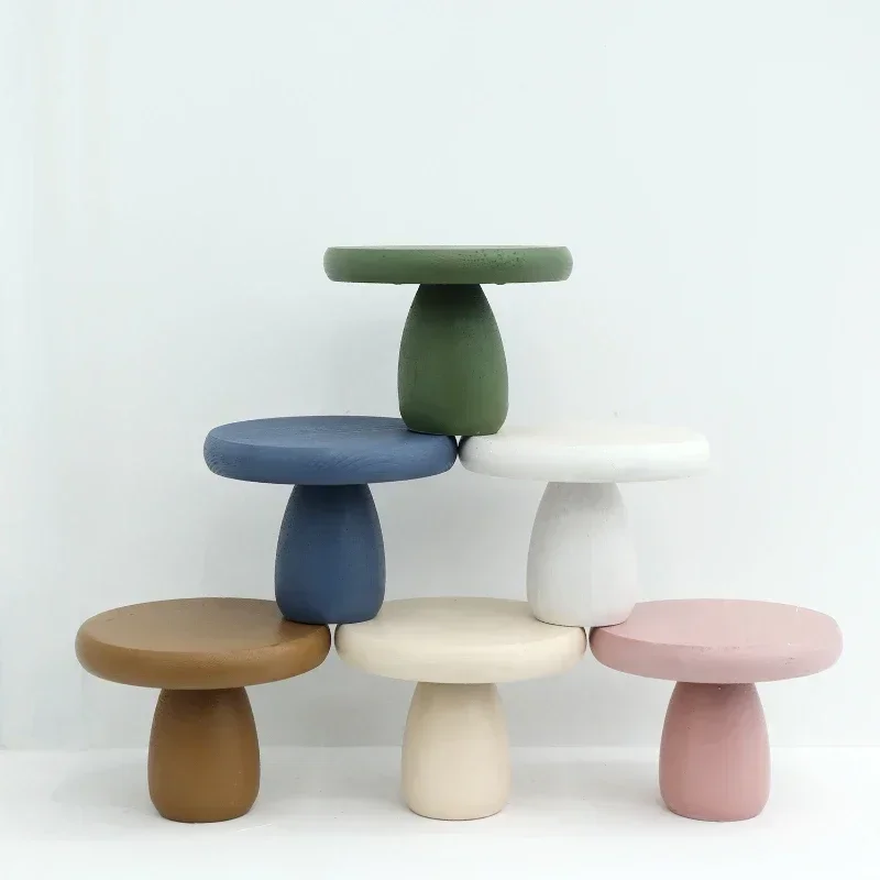 Stylish Small Mushroom Shape Cake Tray Nordic Wooden Morandi Tone Light Luxury Wind Home Decoration Tray for Elegant Design