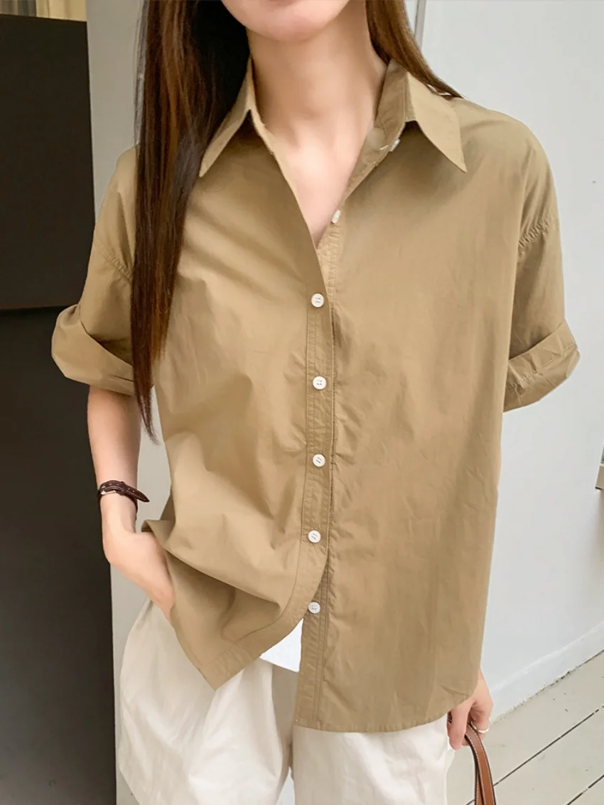 Alien Kitty Minimalist ครึ่งแขนเสื้อผู้หญิง 2025 แฟชั่น Office Lady High Street Casual ฤดูร้อนใหม่หลวมทุกวัน