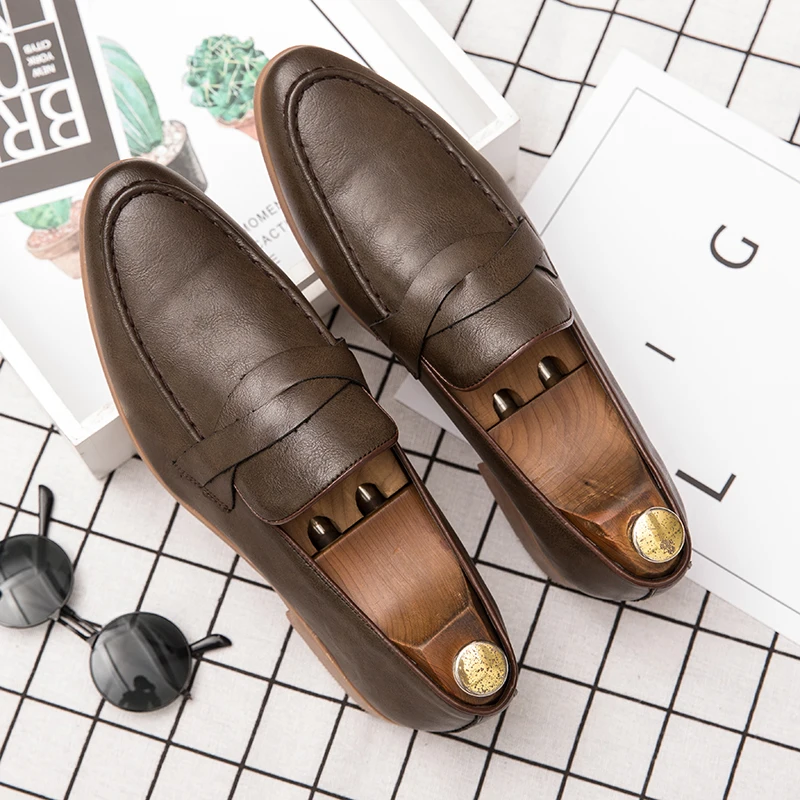 46 47 large size loafers men\'s new British Korean version of lazy slip-on pointy business formal casual leather shoes