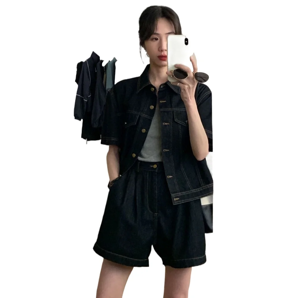 

Suit Women's Summer 2024 New Retro Denim Short-sleeved Shirt Jacket+denim Shorts Two-piece Suit