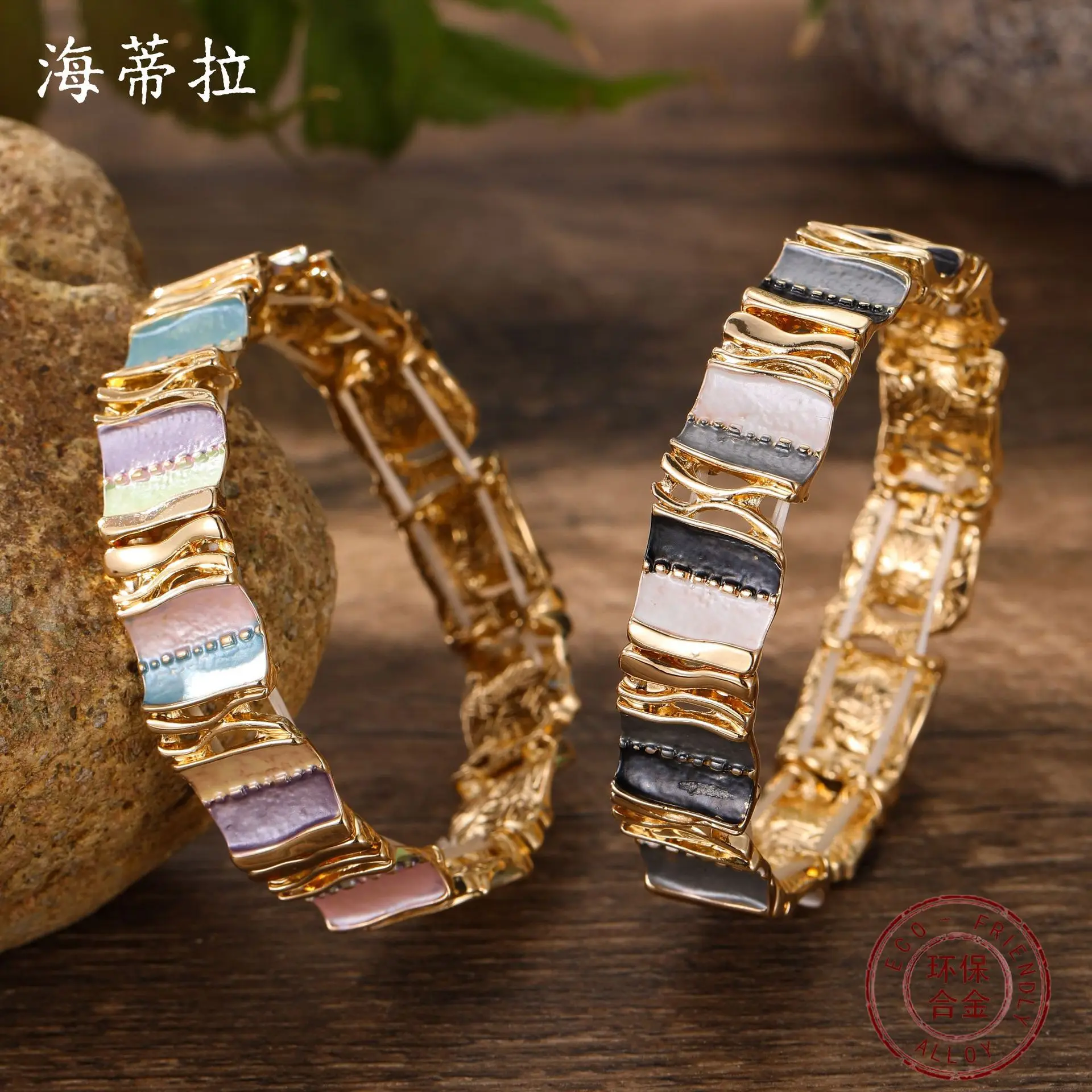 

Аксессуары для самостоятельного изготовления: эмалевые цветные браслеты с нерегулярными квадратными элементами, эластичные браслеты для женщин, простые и стильные геометрические квадратные браслеты.