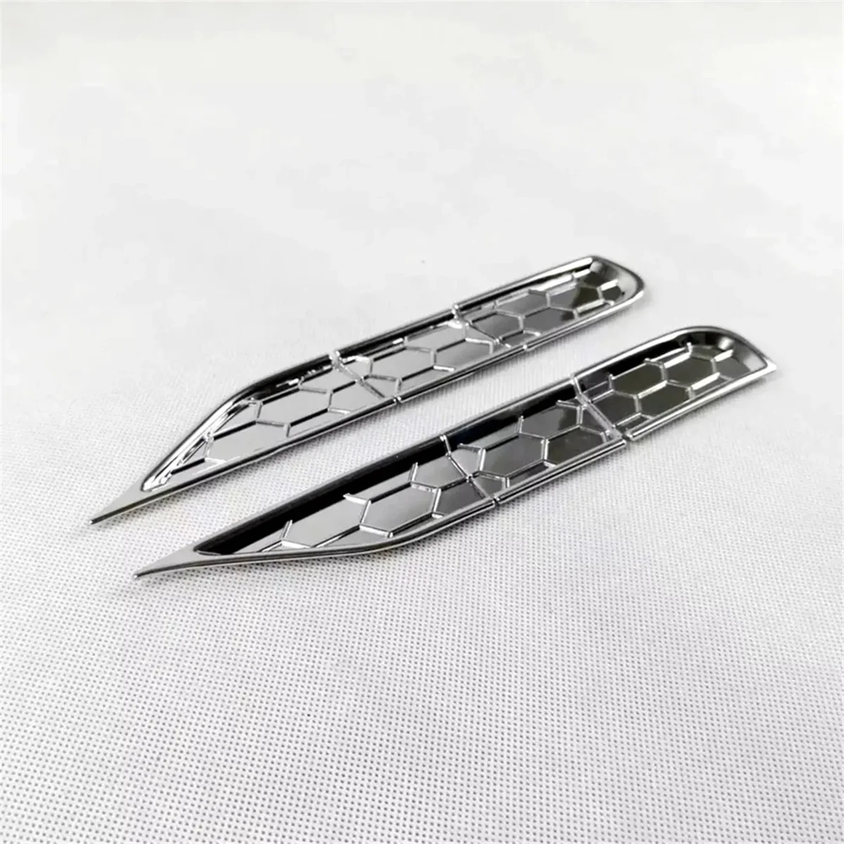 

A61E-1Set Front Headlight Cleaning Decorative Panel Cover Trim for Jeep Grand Cherokee 2014-2016