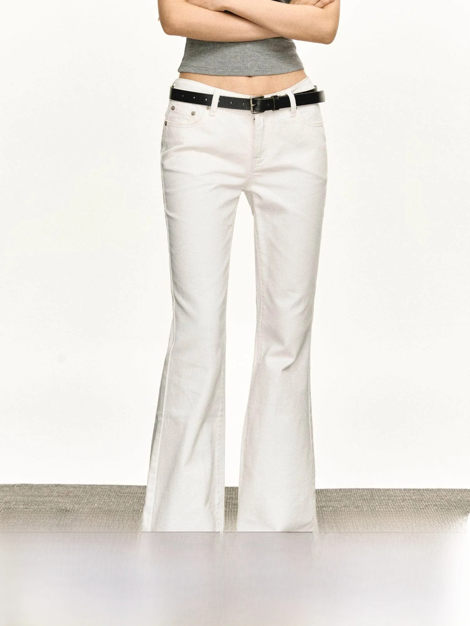 

Американские ретро-брюки Ariseism: белые расклешенные повседневные женские брюки, осенняя новинка, уличный стиль, низкая талия, широкие штанины