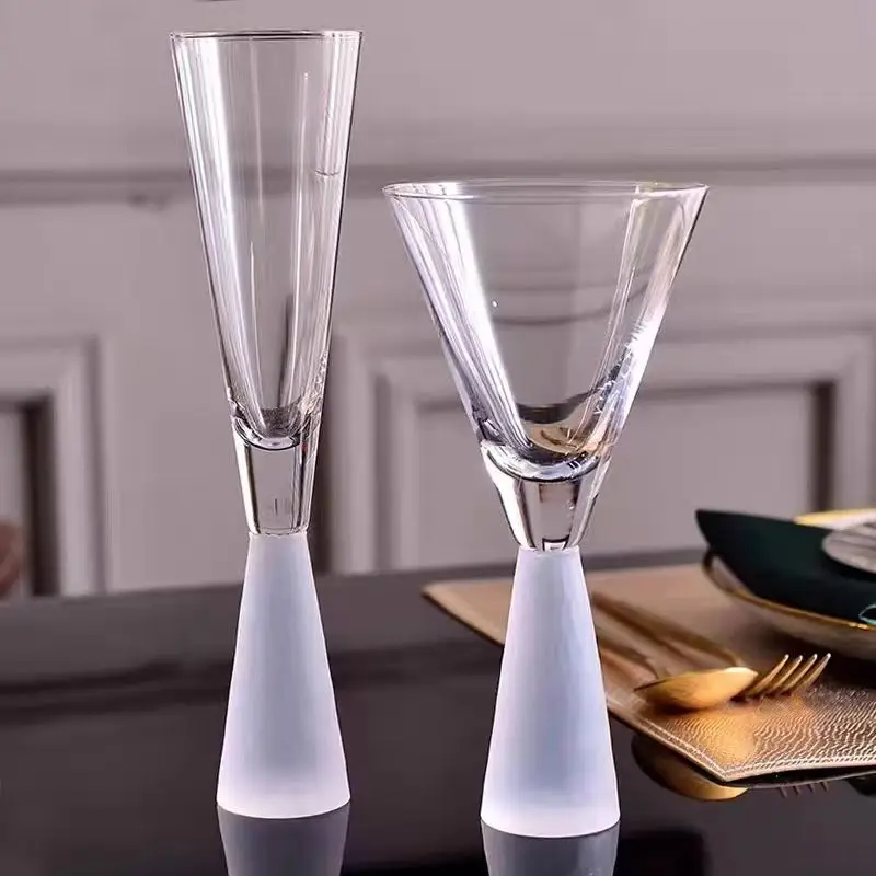 Luxury Galvanized Gold Glass Goblet Champagne Cocktail Dessert Cup For Banquet Model Room Decoration Light And Elegant Design