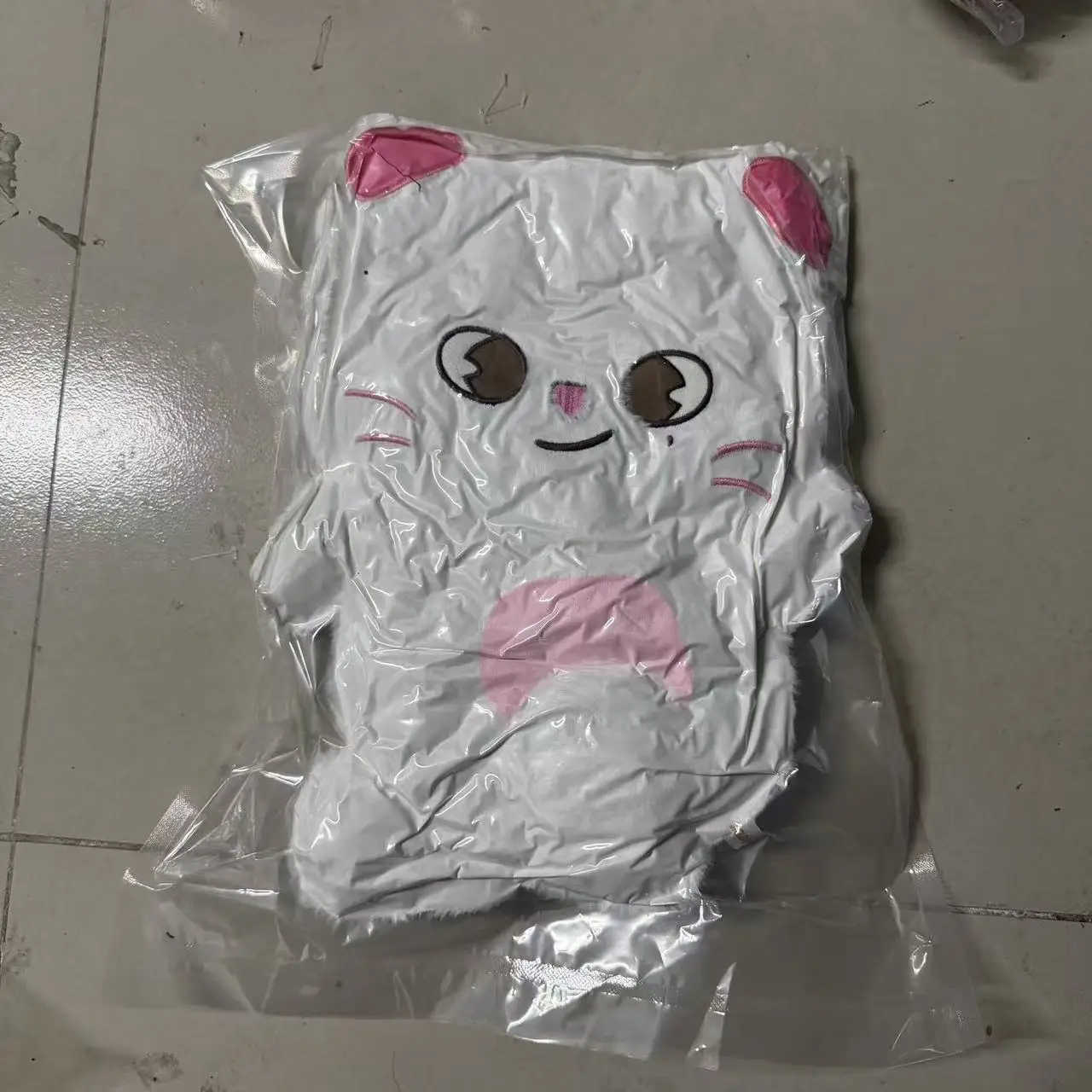 

Новая плюшевая игрушка-подушка SKZOO Stray Kids: кукла-обнимашка, подарок для фанатов, плюшевая игрушка Seoul FM Week Cloak Doll, подарок на день рождения для школьника.