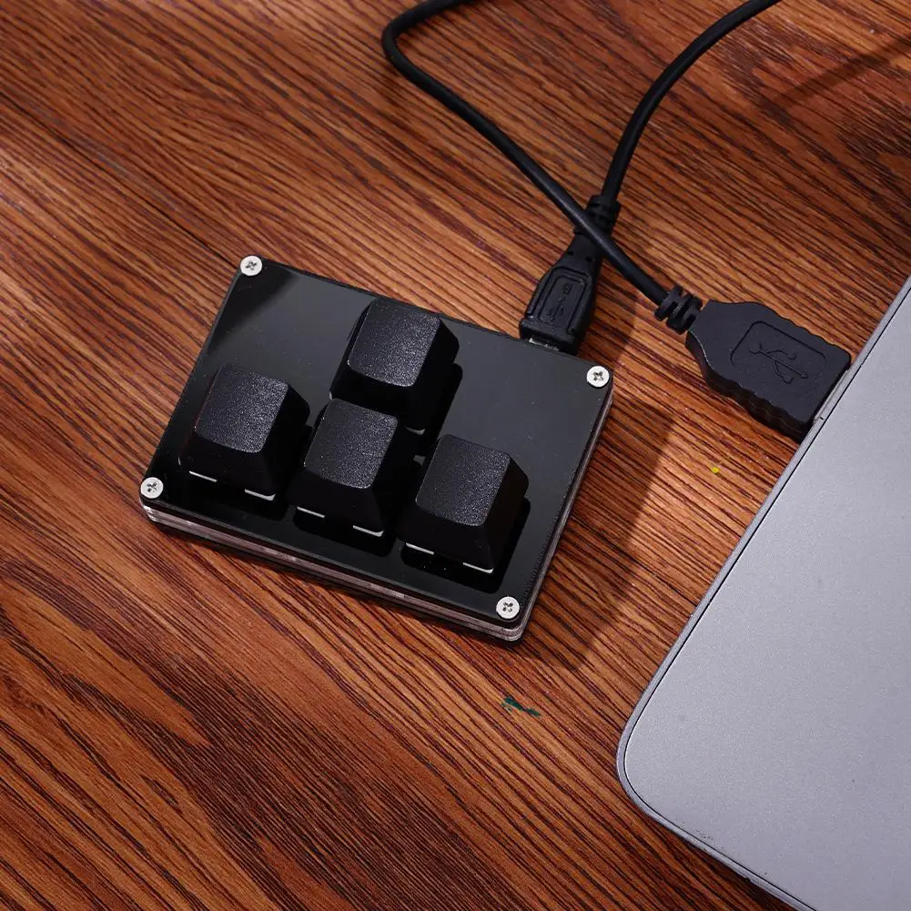 4 keys Mini Keypad Red Switch Programmable Gaming Mechanical Keyboard USB Custom Keyboard For PC Laptop