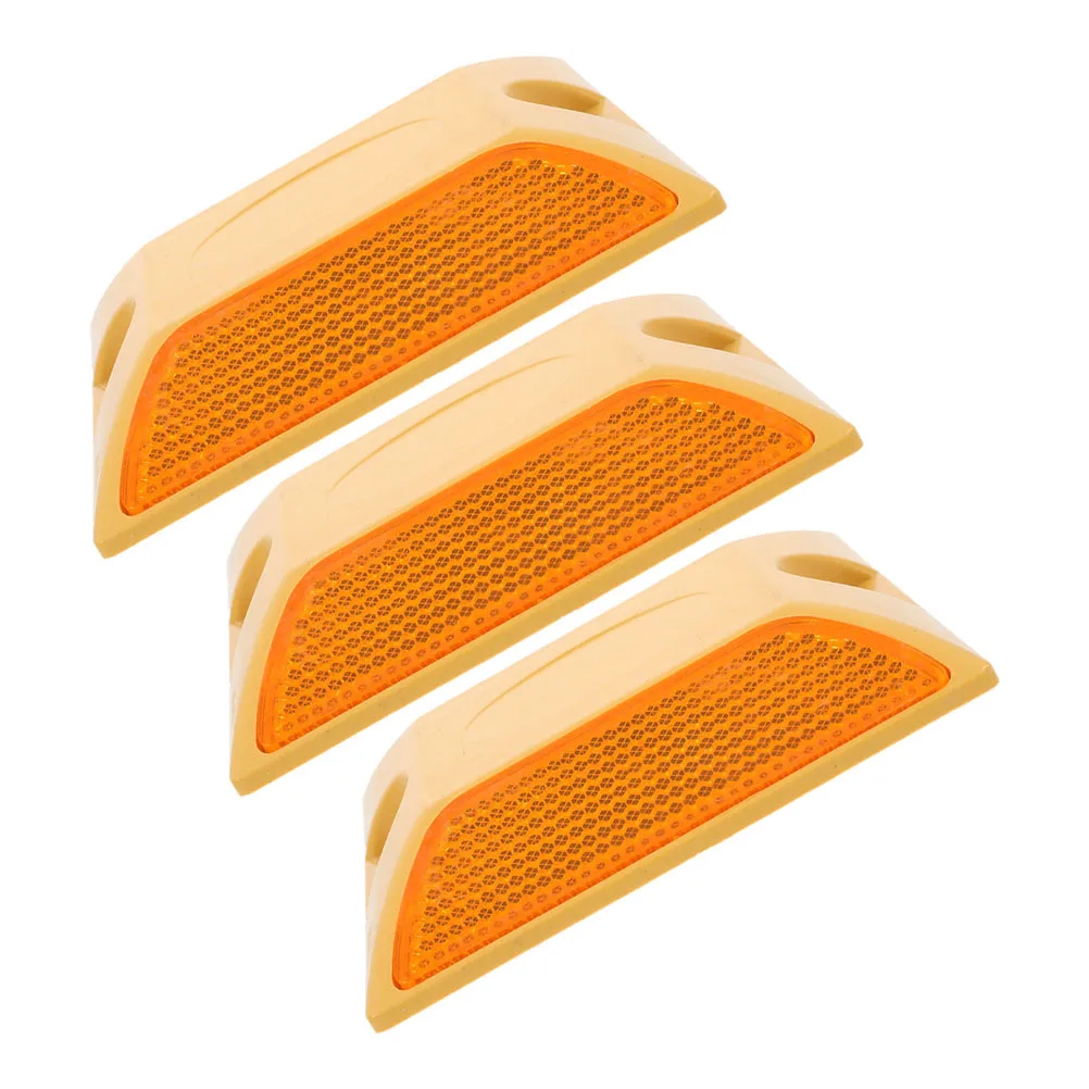 3Pcs Reflective Raised Road Studs Dual Sided Plastic Driveway Highway Safety Road Markers Pavement Reflectors Highway Buffer Pad
