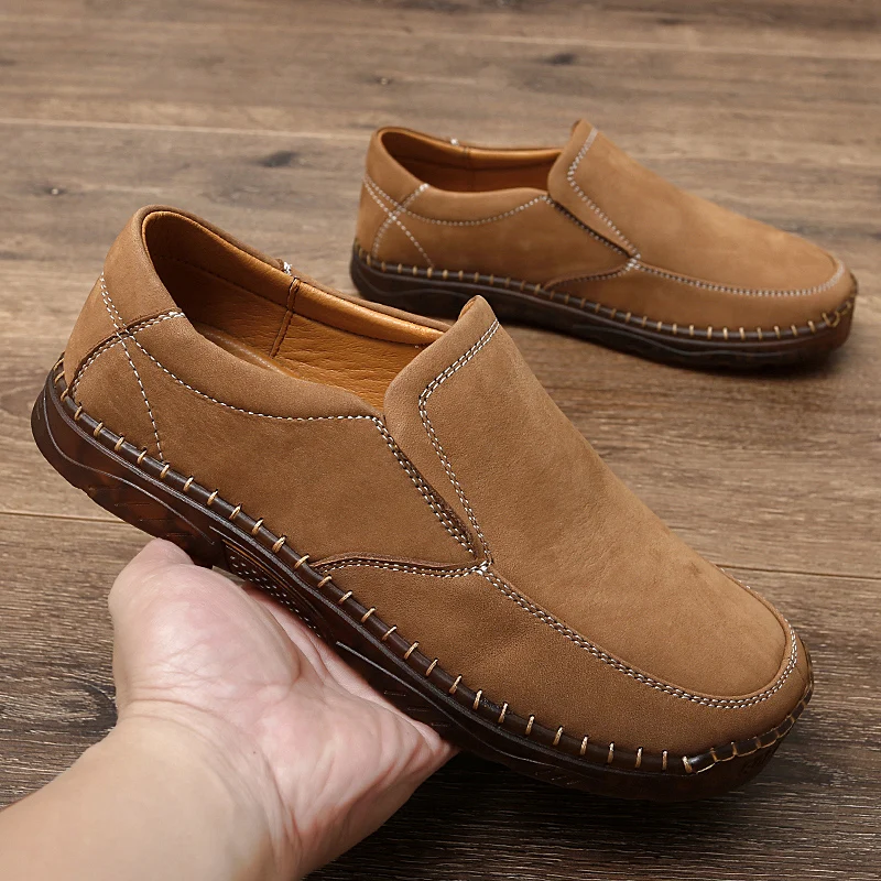 

Новинка 2024, большие размеры 38–47, сшитая вручную верхняя часть, повседневная кожаная обувь из воловьей кожи, резиновая подошва, удобный интерьер