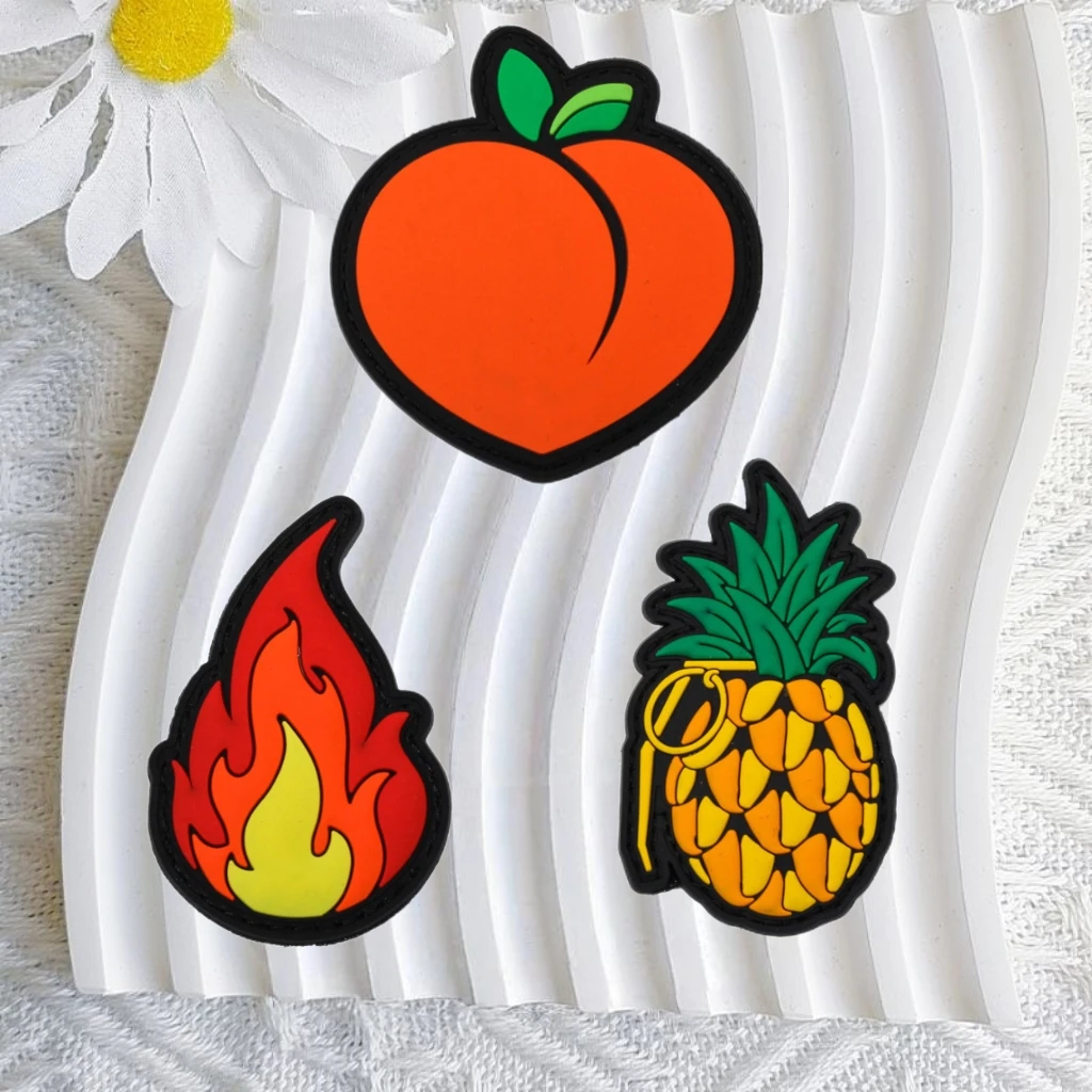 1Pcs Peach Flame Grenade Pineapple 3D PVC Patch Fun Fruits Hook&Loop Morale Badge Backpack Helmet Stickers Patches for Clothing