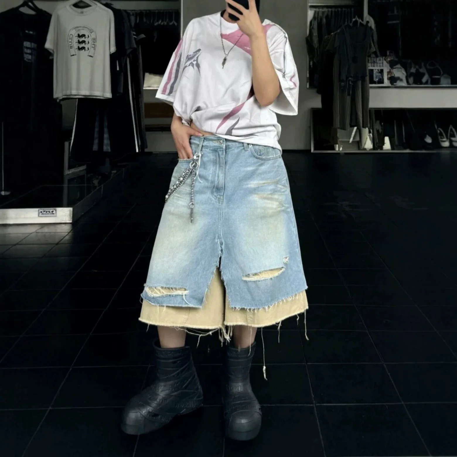 Streetwear y2k Mens Fake Two-piece Contrast-colored Denim Cropped Shorts Wash Patchwork Ripped Cargo Jeans Shorts Baggy