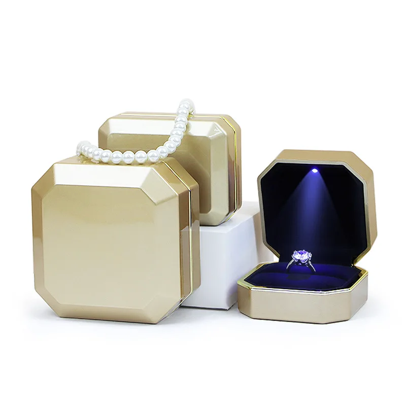 Luxury Golden Lacquer Piano Ring Earrings Necklace Pendant Box with LED Light Plastic Jewelry Organizer Case