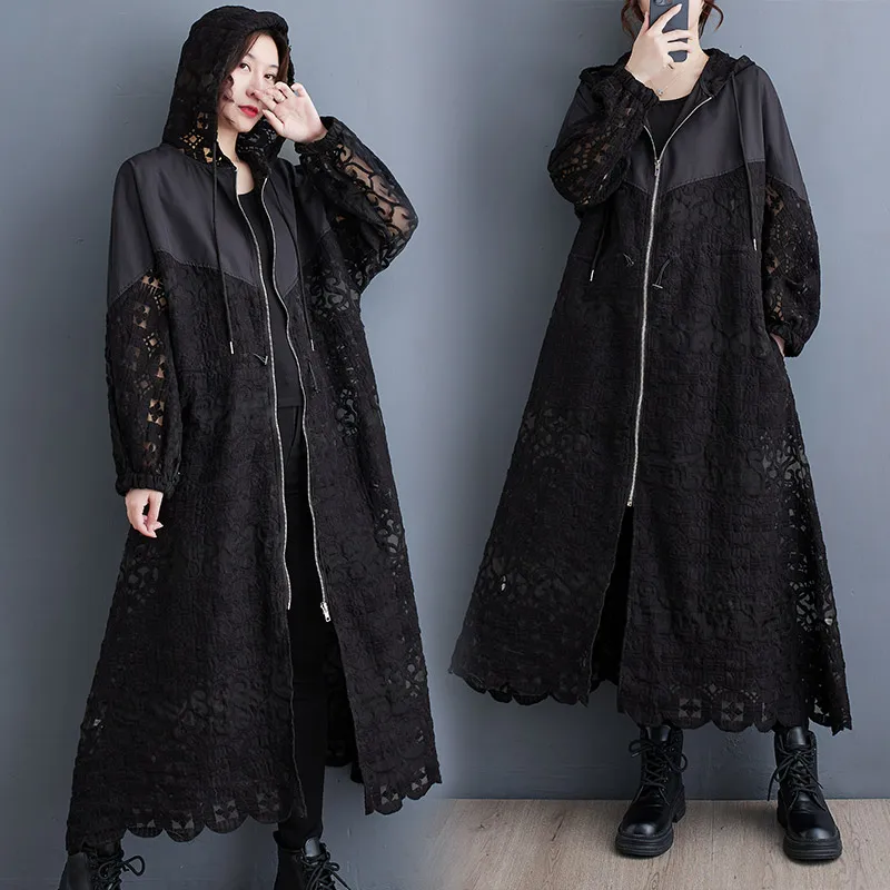 

Women Black Big Size Lace Spliced Hollow Out Trench New Hooded Long Sleeve Windbreaker Fashion Spring Autumn 2025