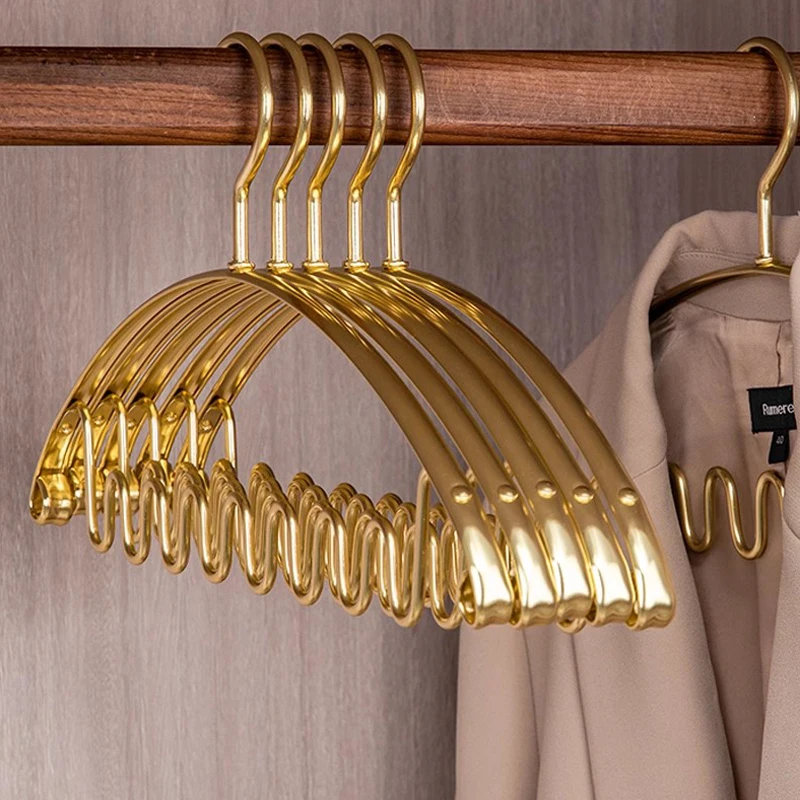 New Wave Shaped Clothes Hangers Multifunctional Scarves Hanging Storage Rack Light-Weight Luxury Gold Coat Hanger Organizer 5pcs