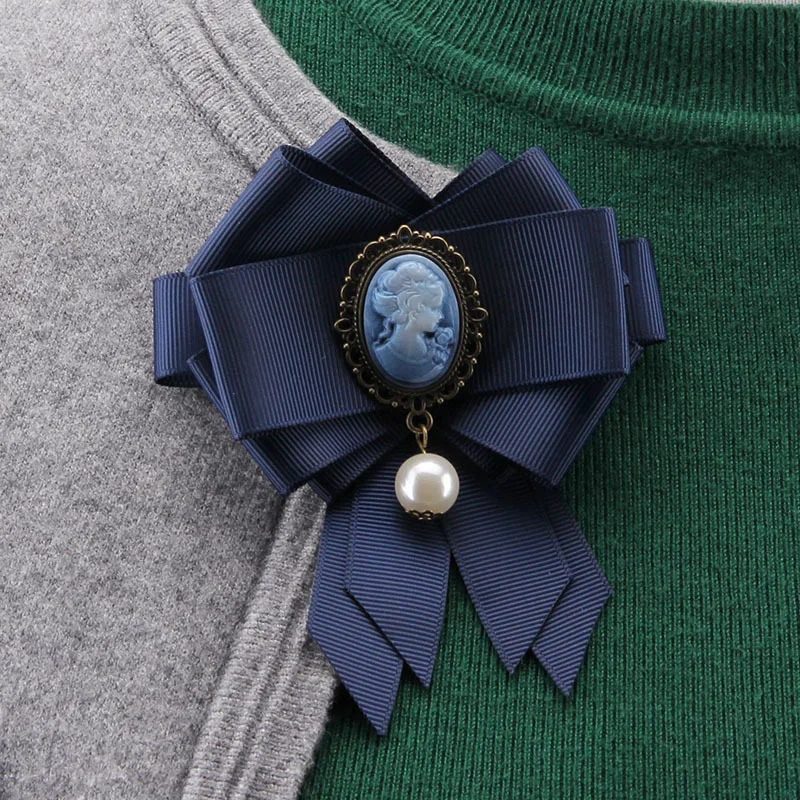 

Vintage Corsage Bowtie Ribbed Ribbon High-end Korean British Fashion Women Girl College Style Shirt Sweater Bow Ties Brooch Pins