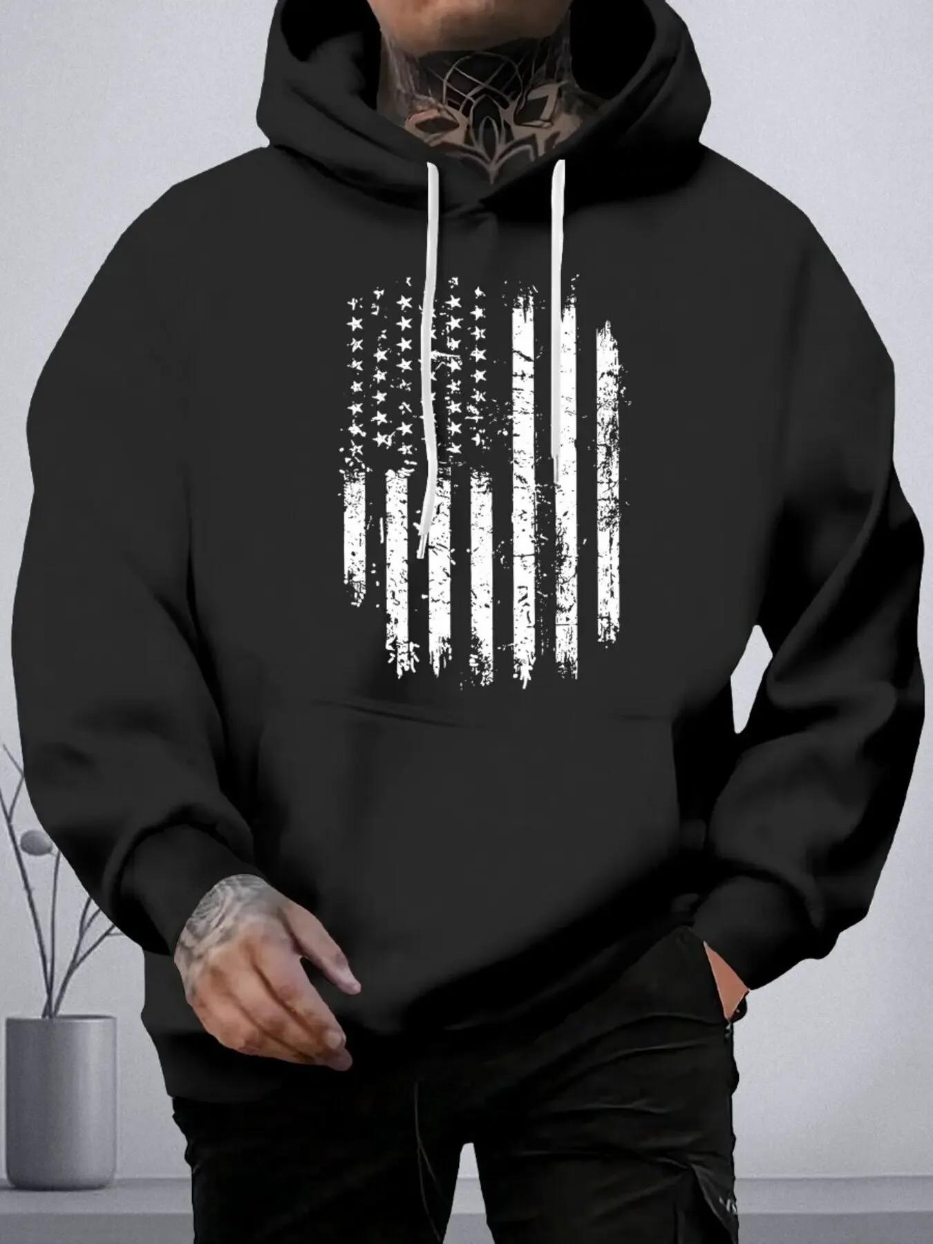 Men Vintage USA Flag Hoodie Distressed American Flag Graphic Hooded Sweatshirt Casual Street Pullover Autumn Winter Fleece Lined