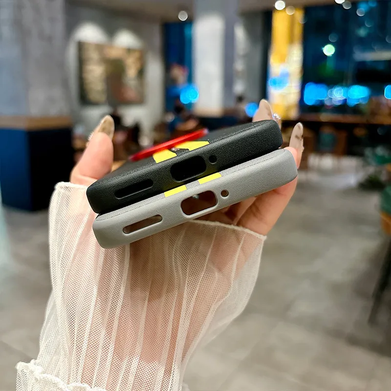 حافظة لهاتف Honor Magic 7، 7 Pro، 7 RSR، ELVEV، غطاء هاتف صلب من جلد البولي يوريثان ذو ملمس أصفر