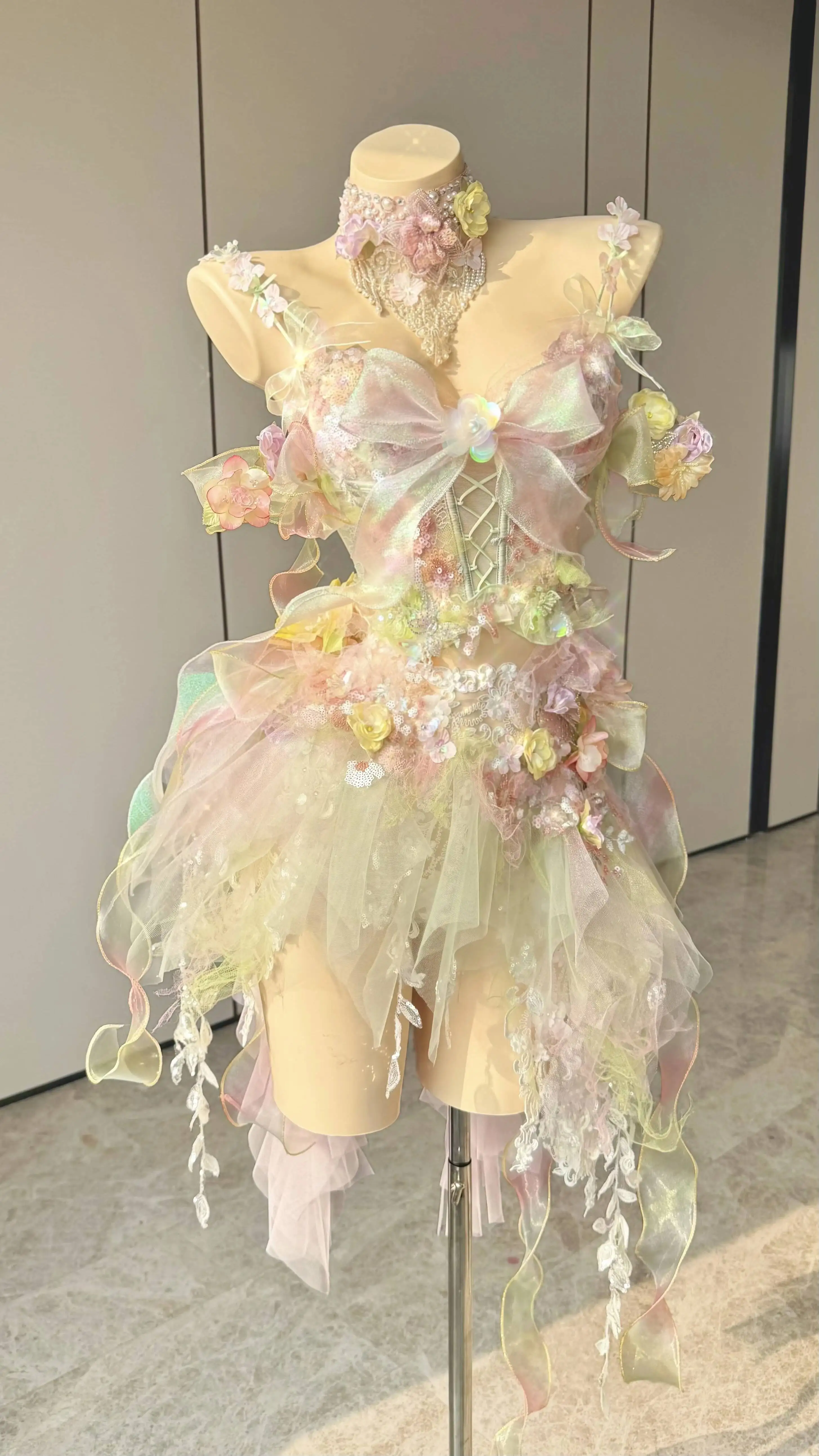 Robe de soirée sirène ZIWU Design Neon Forest - Style court à fleurs tridimensionnelles et pompons pour la photographie et les spectacles
