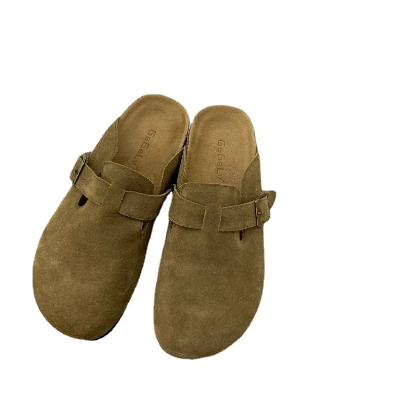 Cover Neus Schoenen Lage Slippers Platte Muilezels Voor Vrouwen 2024 Dia 'S Pantofle Mode Zachte Nieuwe Luxe Rubber Hoefhakken Casual Rome Pu