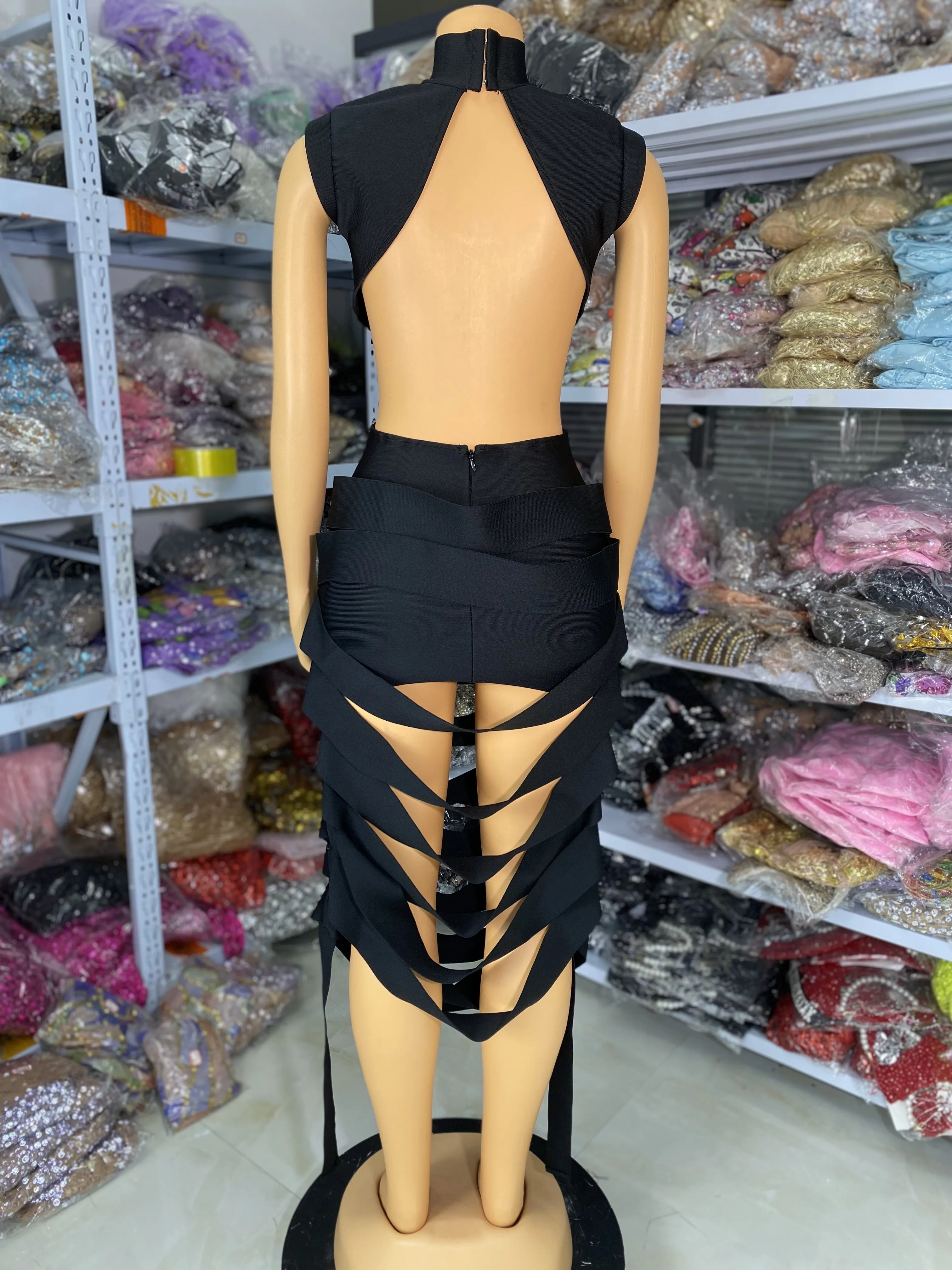 Novo designer preto bandage vestido feminino gótico corte sem costas desfiado tópico vestido de festa à noite uma peça pista moda vestido