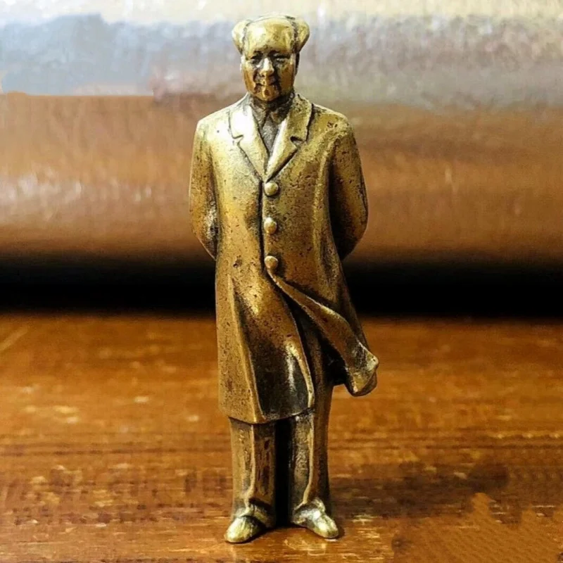 Estatua de pie de Mao de latón de 2,2 ", figura de presidente, decoración de retrato comunista