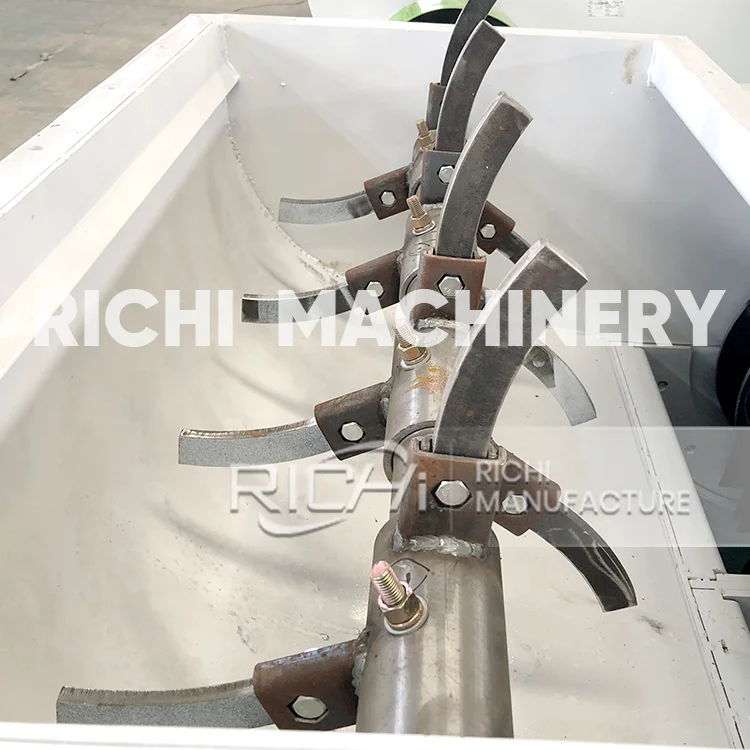 ATV&UTVRICHI Alfalfa  Grinder Machine - High Productivity Grass Wheat Straw Paddy Straw Grinder Machine