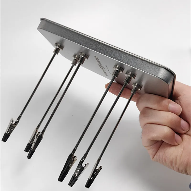 

Model Coloring Clip Part Clamp Magnet Absorb Metal Soft Glue Clamping Band Not Damaged Military Warhammer MS Groups of 30
