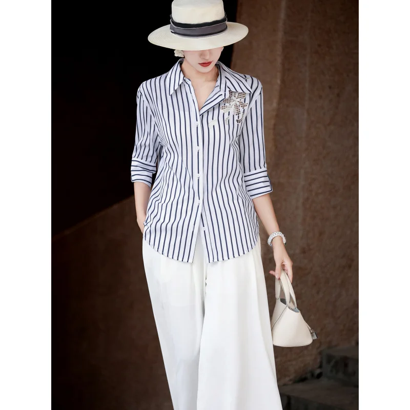 

MEXCOCO 2026 Summer New Commute Striped Blouse Women Hollow Out Embroidery Slim Fit Casual Shirt