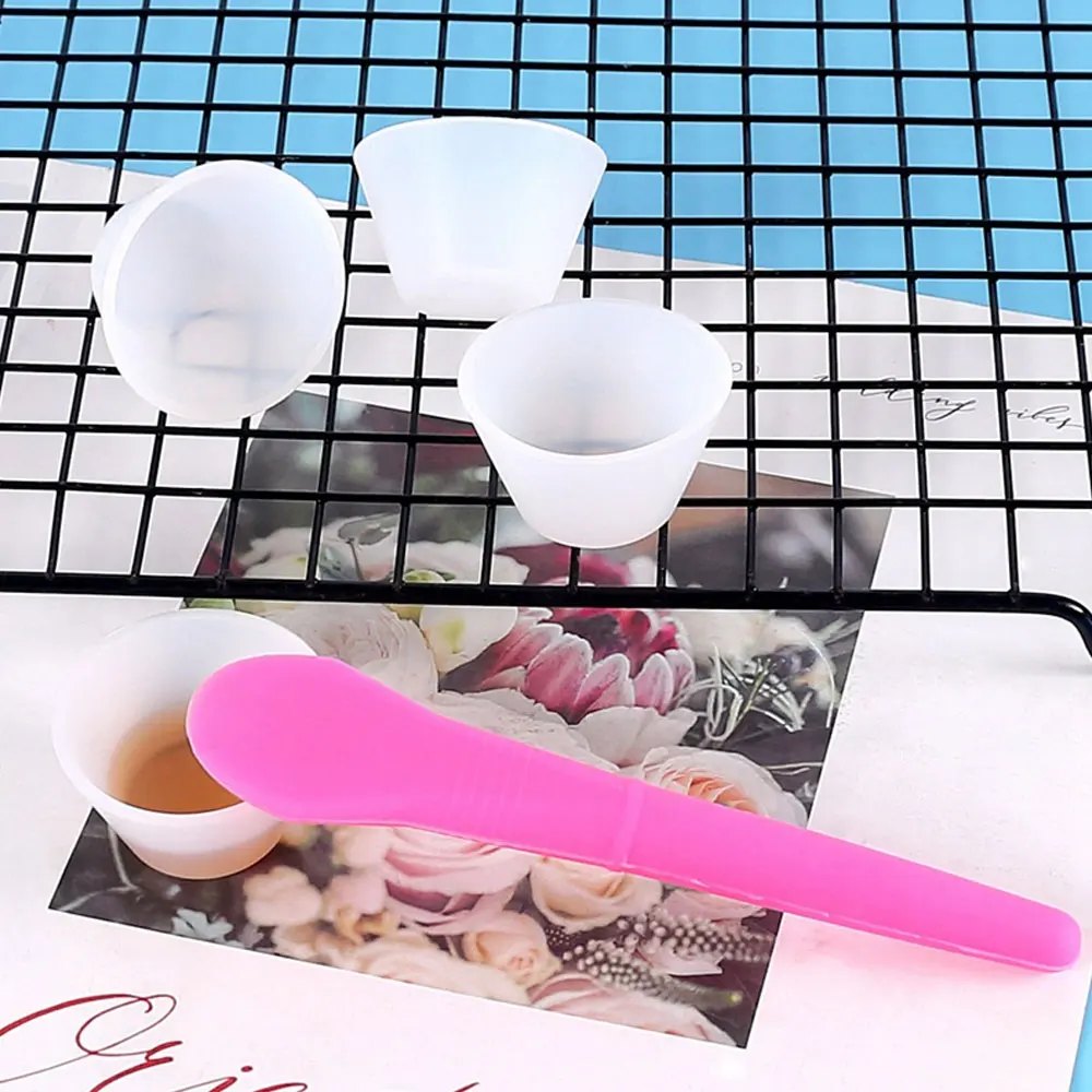 5Pcs Silicone Distribution Cup Resin Glue Tools Glue Distribution Cup Crystal Scale Jewelry Tools Resin Molds for Jewelry