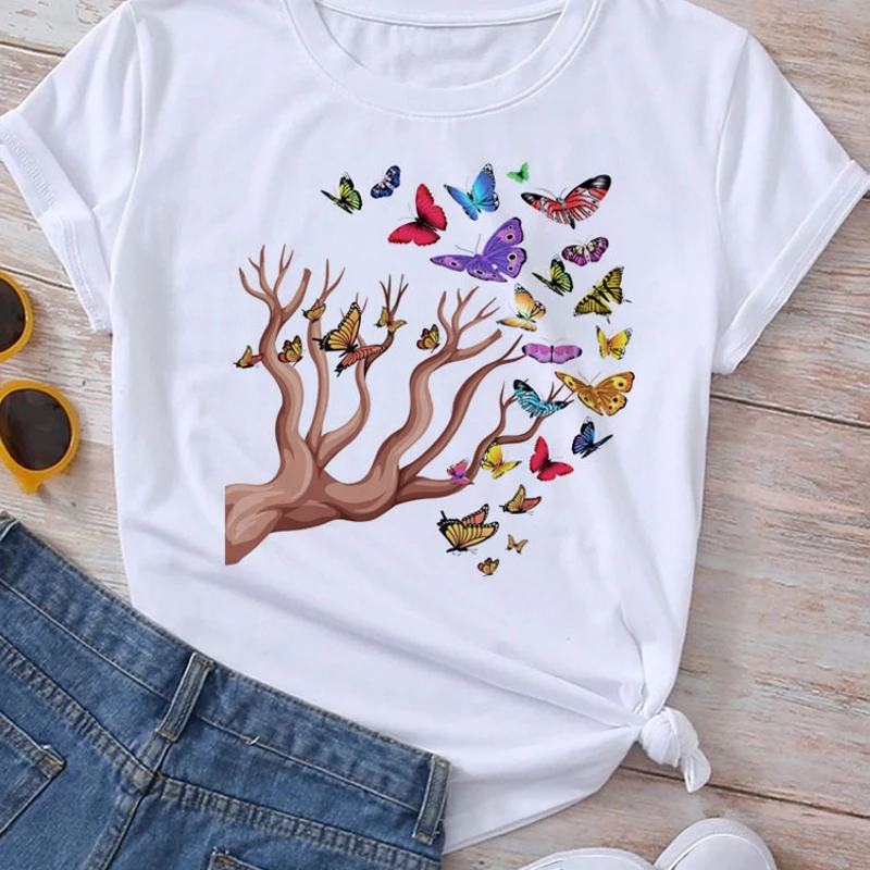 T-Shirt donna Harajuku Graphic Tees donna magliette manica corta abbigliamento camicetta femminile farfalla cuore stampa T Shirt estate top