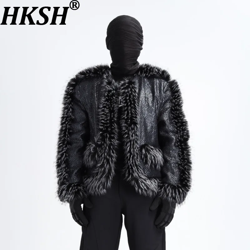

HKSH Autumn Winter New Men Dark Style Fashion Glossy Plush Patchwork Jacket Niche Design Faux Fur Trend Chic Padded Coat HK16334