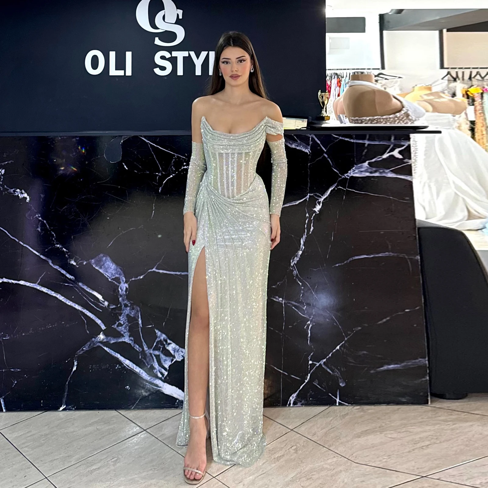 シャロンはクラシックスライバーチュールマーメイドウエディングドレスロングイブニングパーティードレス SH548 カスタマイズされました