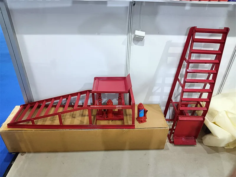 2 Pack  Ramp With Adjustable Range for Car Maintenance Ramp Hydraulic Car Ramp