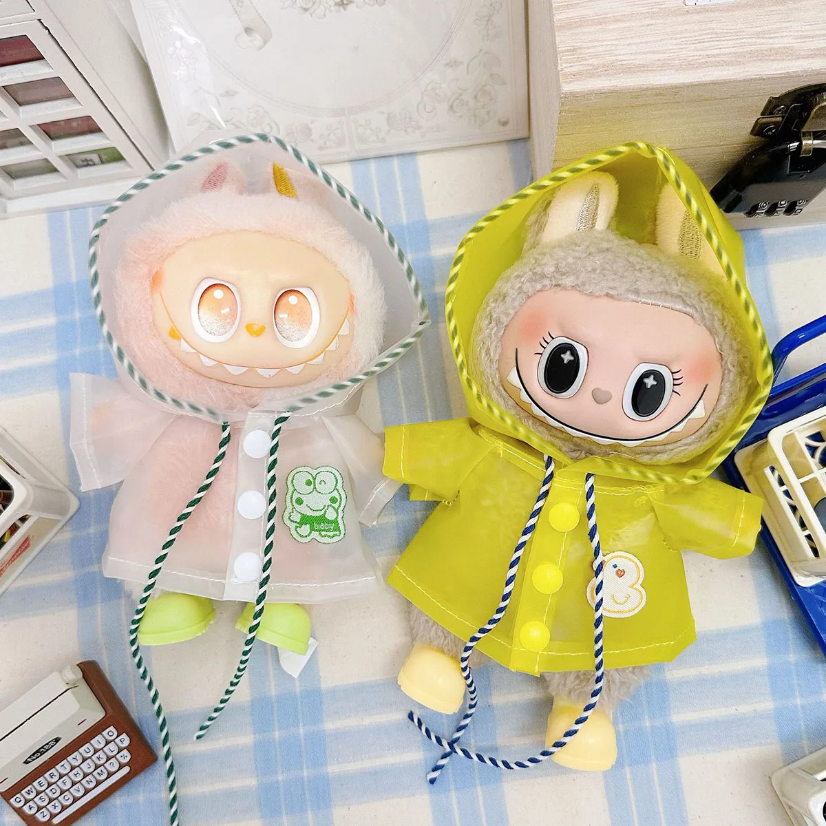 معاطف المطر القصيرة احذية المطر ملابس دمى لملابس دمى Labubu تصميم رائع الزي العصري مطابقة احذية المطر