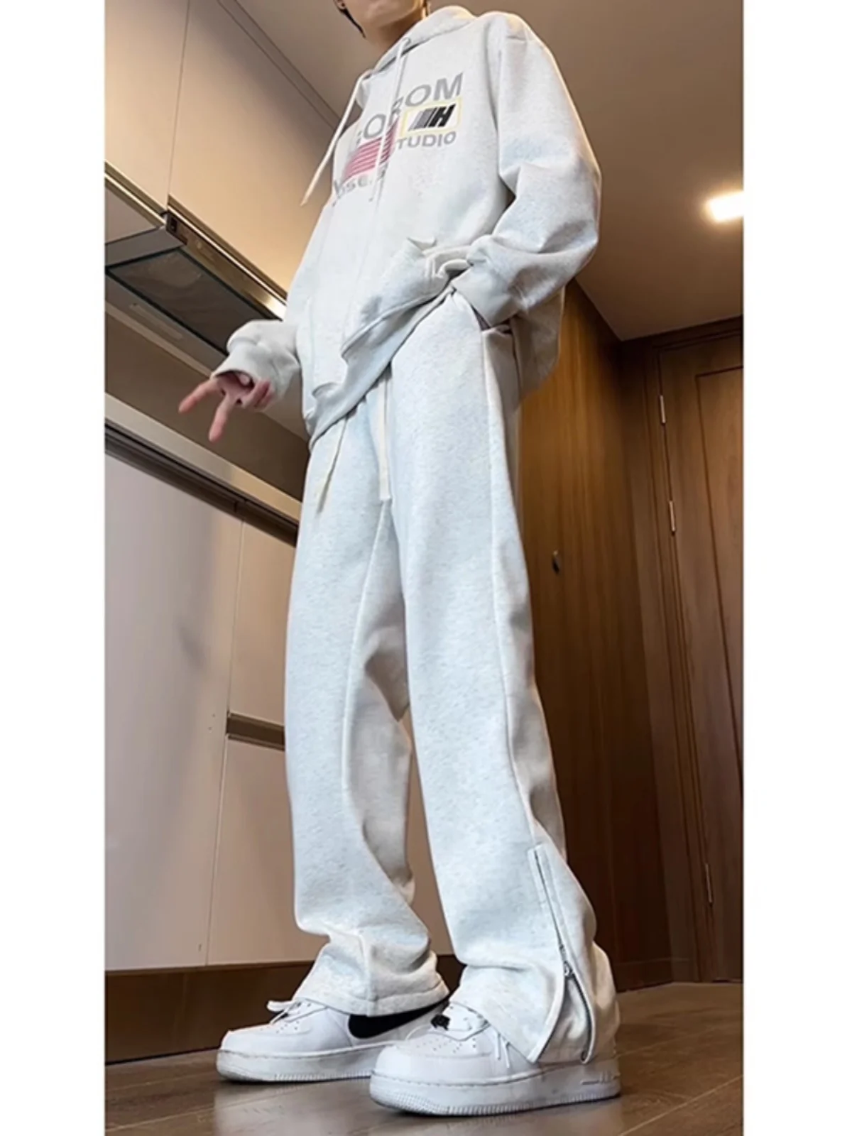 

Мужские брюки-клеш оверсайз в американском стиле с флисовой подкладкой, белые, с цветочным узором, повседневные, свободного кроя, молодежные, модные