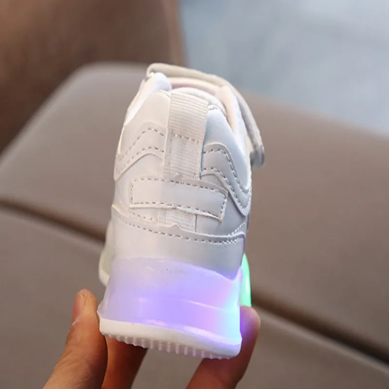 Tênis incandescentes unissex com sola luminosa, sapatos de luz LED para criança e bebê, tênis casuais para crianças, tamanho 21-30, K2