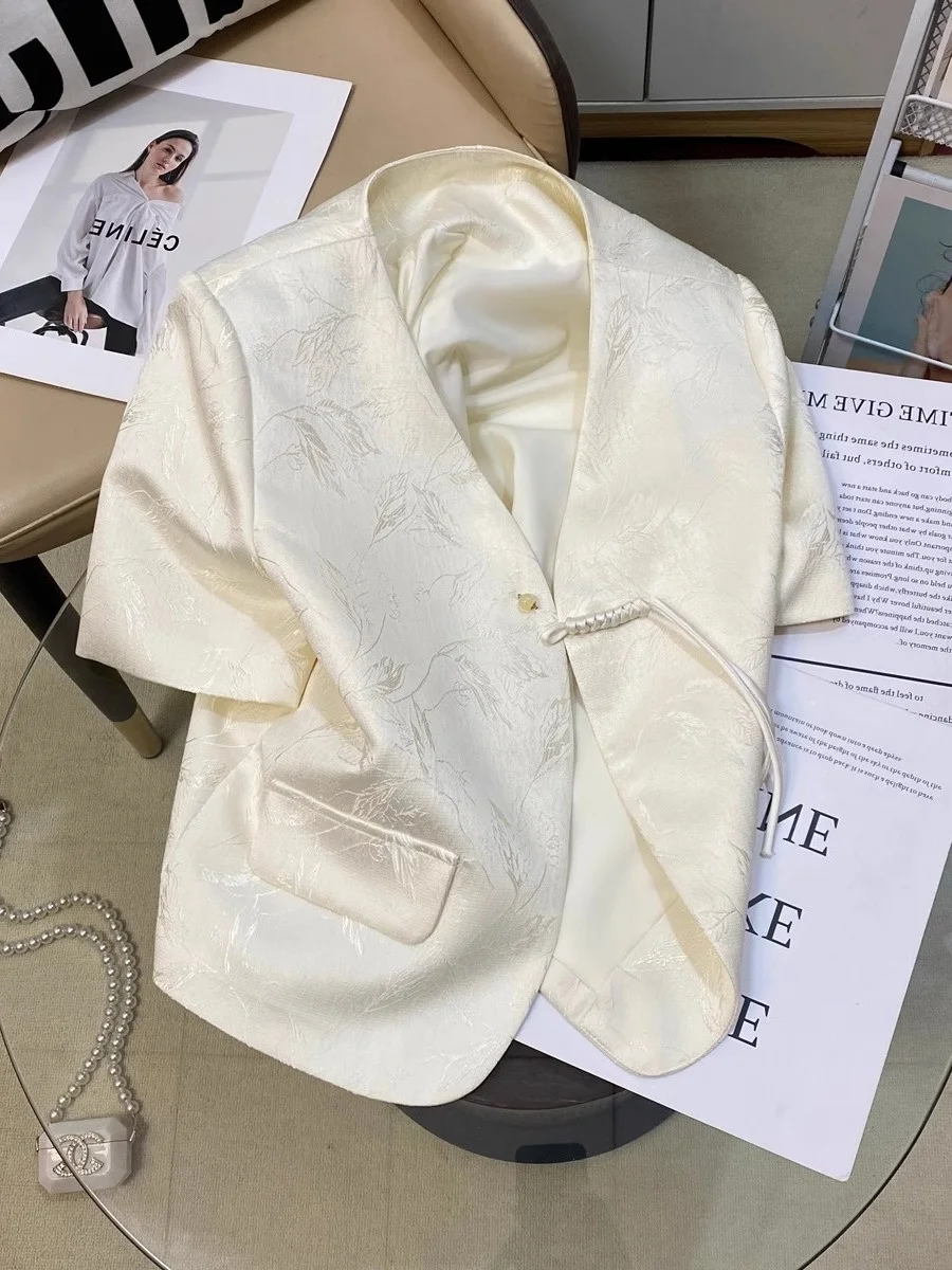 

Lobster Pattern Chinese New Oriental Sle ort Sve Single Button Suit Coat in Wheat White for Ladies Summer Thin Lightwe...