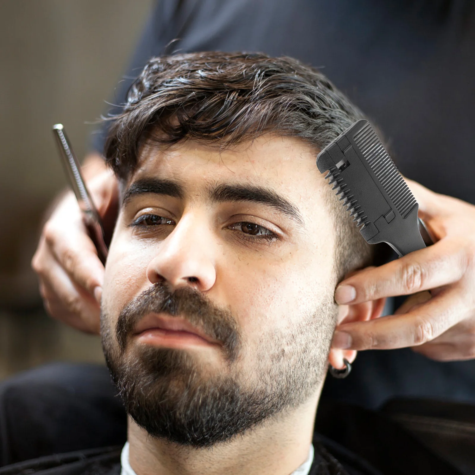 

1 комплект ножниц для стрижки волос из нержавеющей стали включает в себя прямые ножницы с зубами, расчески для стрижки, сумка, устойчивая к ржавчине