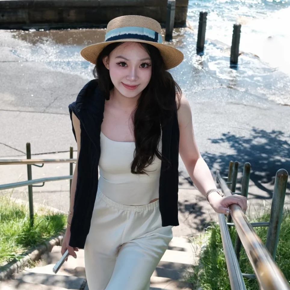 helen-raffia-straw-hat-women's-summer-sun-protection-casual-versatile-beach-vacation-hat-breathable-upf50-wide-brim-hat