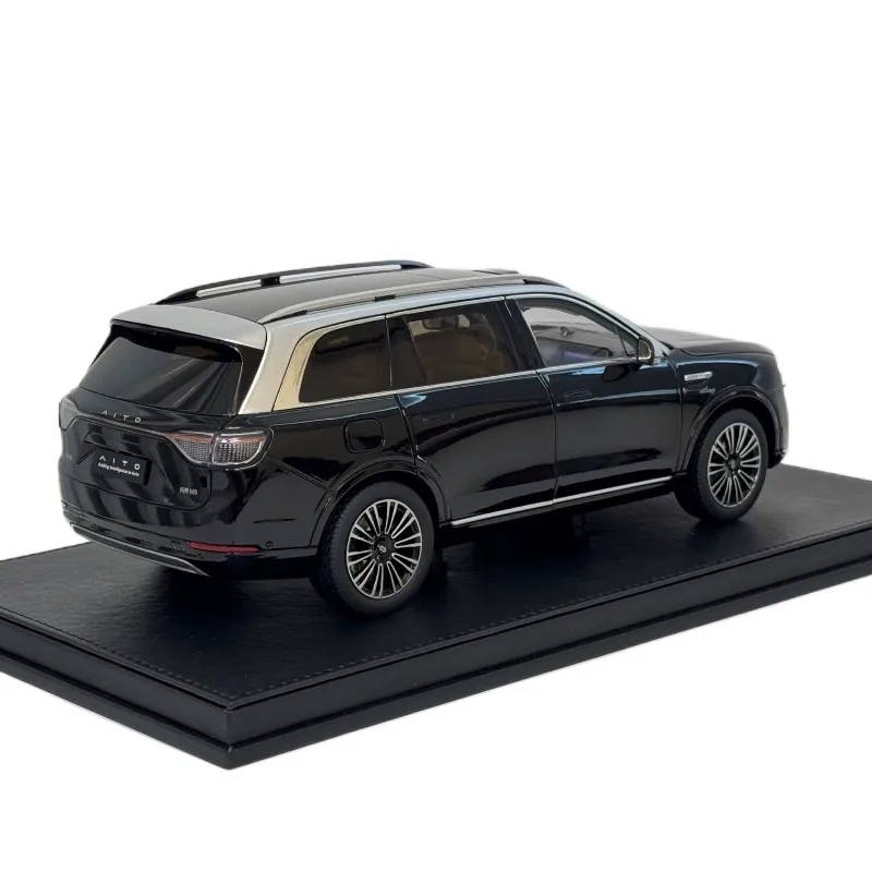 Modelo de coche de simulación de aleación AITO M9, decoración SERES SUV, réplica de metal fundido a presión, regalo para niños, coleccionable para adultos, azul, negro, 1:18