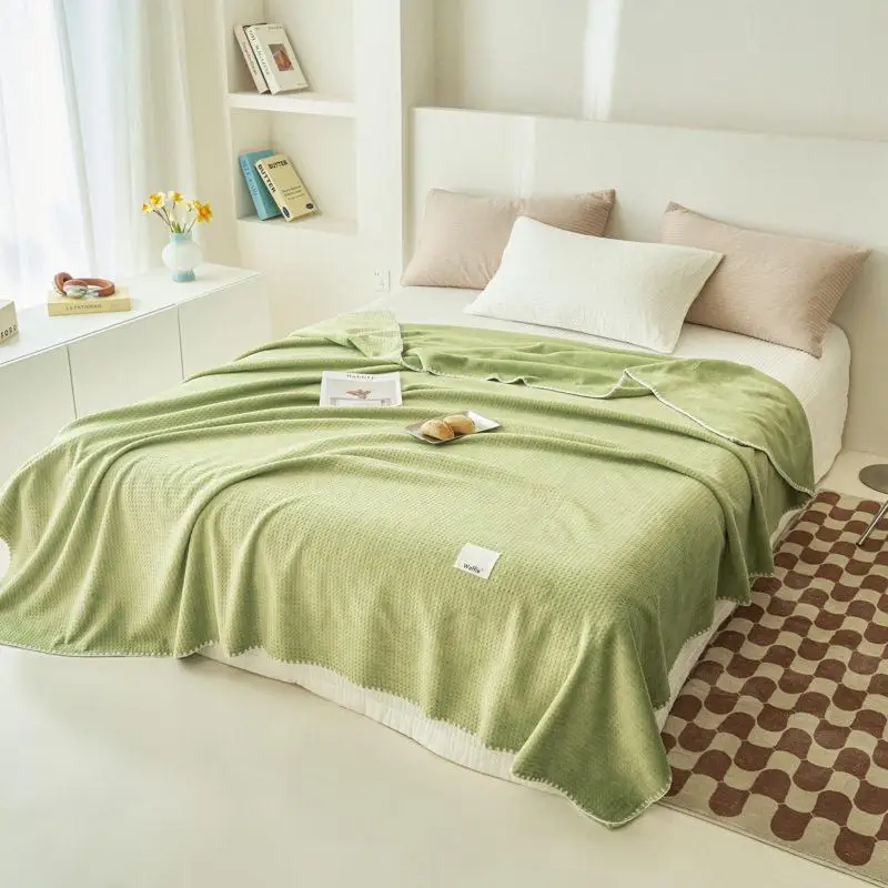 Aircraft Style Coral Fleece Blanket Office Nap Light Air Conditioning Blanket Shoulder Shawl Casual  Color Bedding Cover