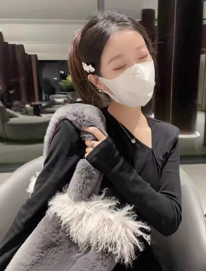 Новая женская меховая сумка-тоут 2025, осень и зима — большая вместительная сумка для мамы, плюшевая сумка на одно плечо и ручная сумка