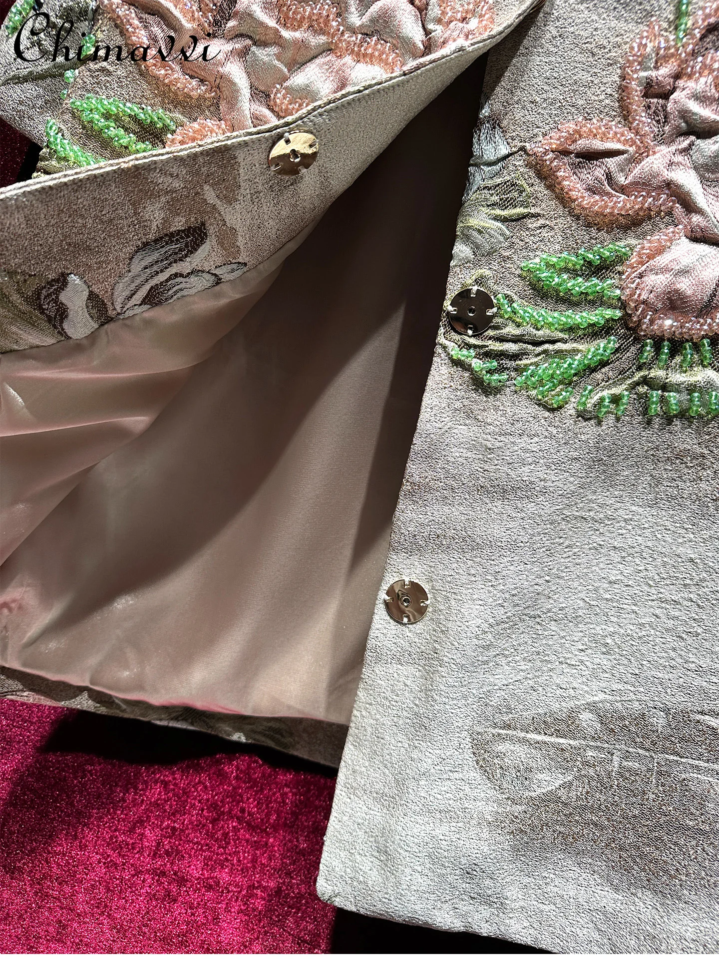 High-End 3D Embossed Jacquard Heavy Beading Mid-Length Coat Women 2025 Autumn High-end Loose Retro High-End Trench Coat