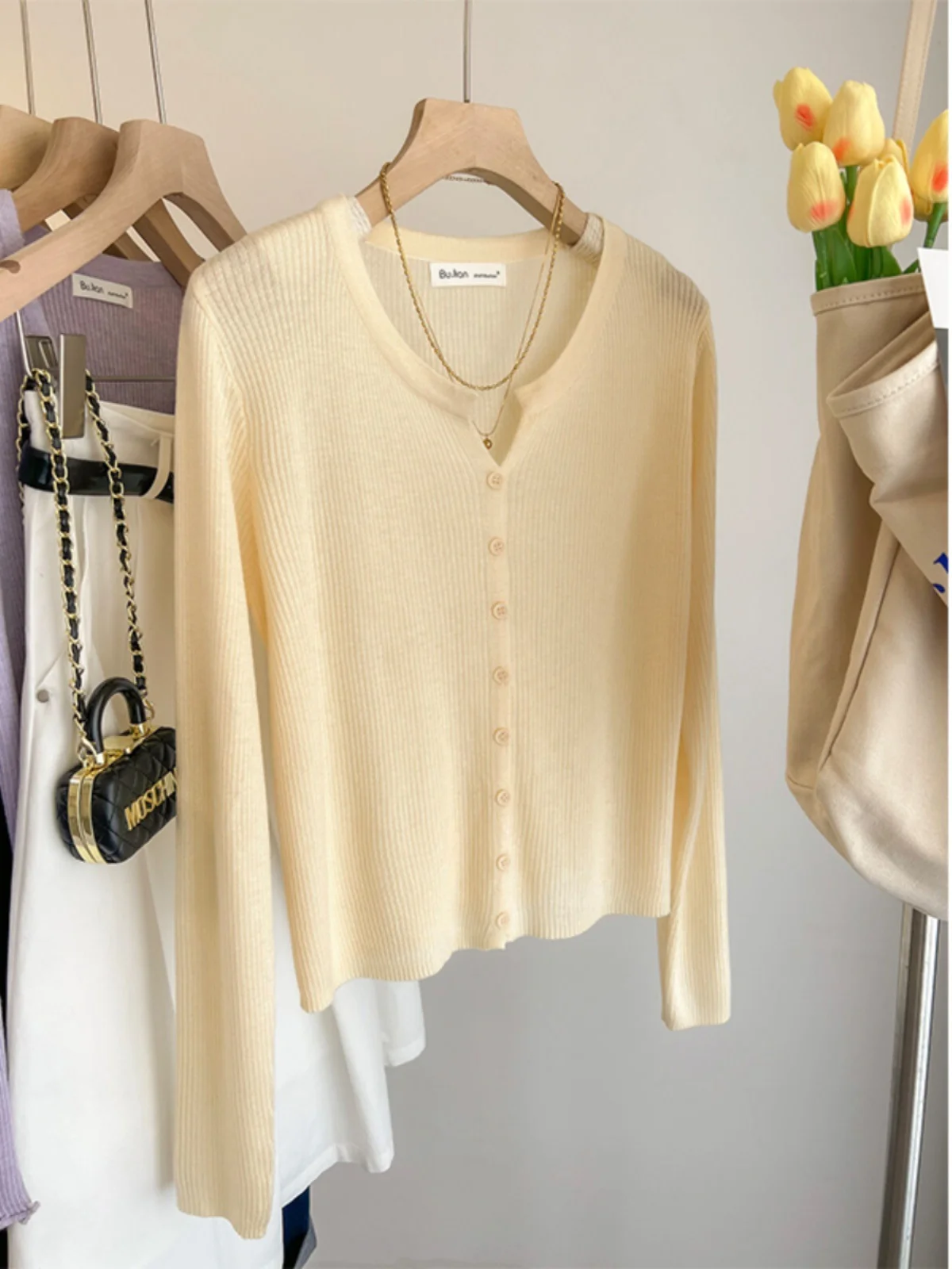 

Korean Style Solid Cardigan Sweater Spring Autumn Slim Fit Short Knit Top Women Simple O-Neck Long Sleeved Jacket Base Shirt