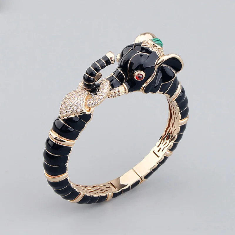 European and American Fashion Enamel Elephant Titanium Steel Inlaid AAA Zircon Luxury Animal Bracelet