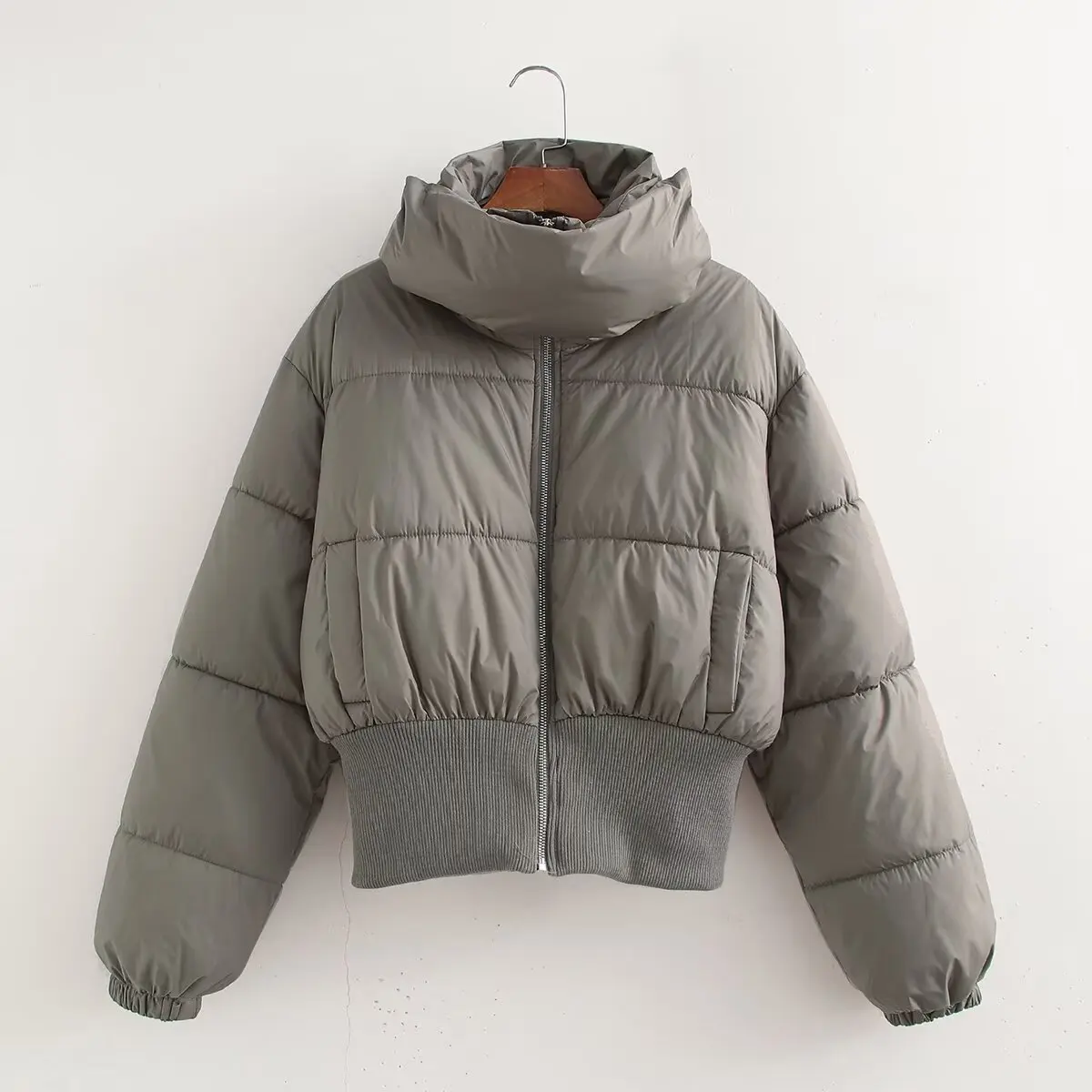 

Уличная мода, уличный стиль, воротник-стойка, хлопковая куртка с ручной подкладкой, новая осенне-зимняя женская верхняя одежда в европейском и американском стиле