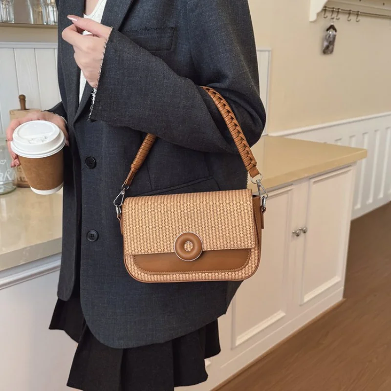 

Ladies Crossbody-Bag Made Of Premium Leather Featuring Casual High-End Daily Refined Style​