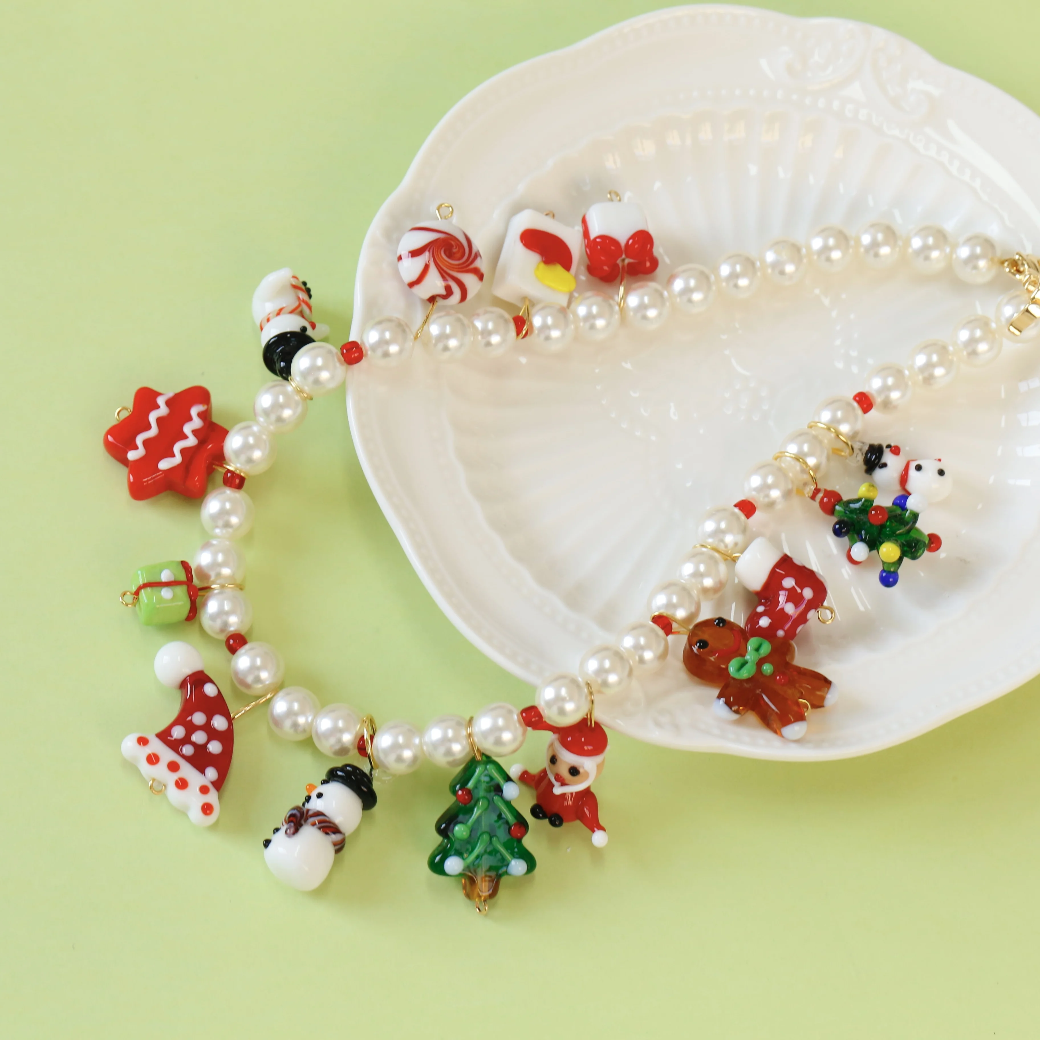 

Christmas Party Decorations Gingerbread Man Hand-Painted Beads Handmade Resin DIY Materials Phone Strap Bracelet Necklace