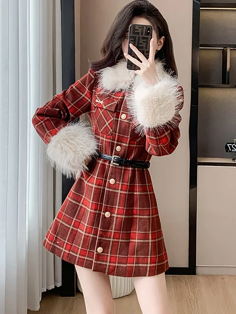Cappotti da donna caldi e spessi in lana scozzese rossa Autunno Inverno Chic colletto finto abito corto di lusso 2024 abito da festival vintage coreano